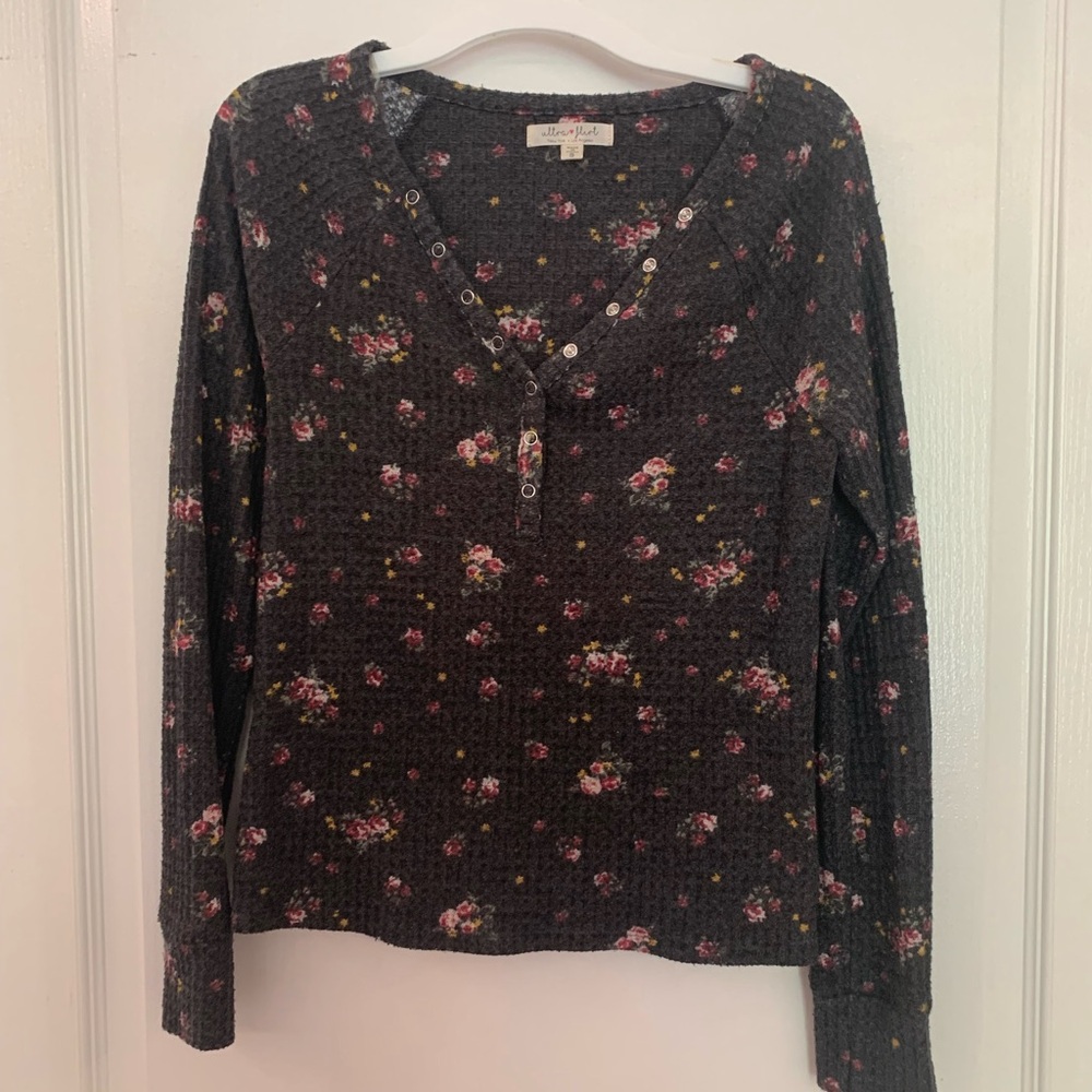 Long sleeve top